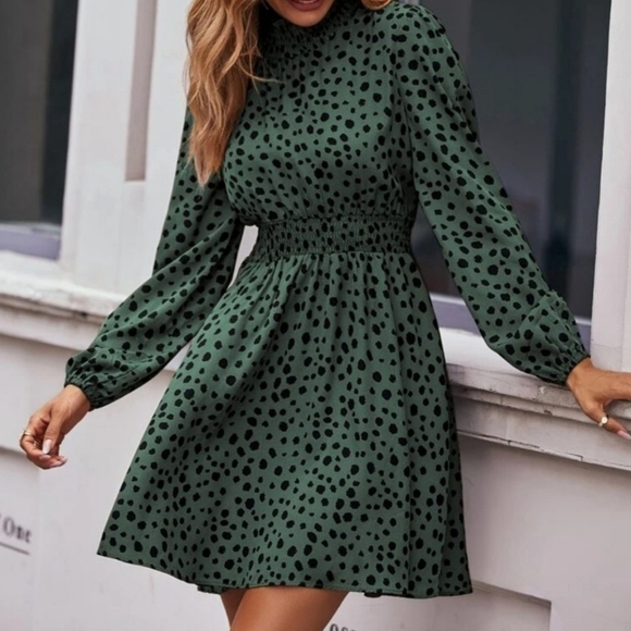 NEW Chic Dot Mock Neck Lantern Long Sleeve Short Dress Green Black - Picture 3 of 8